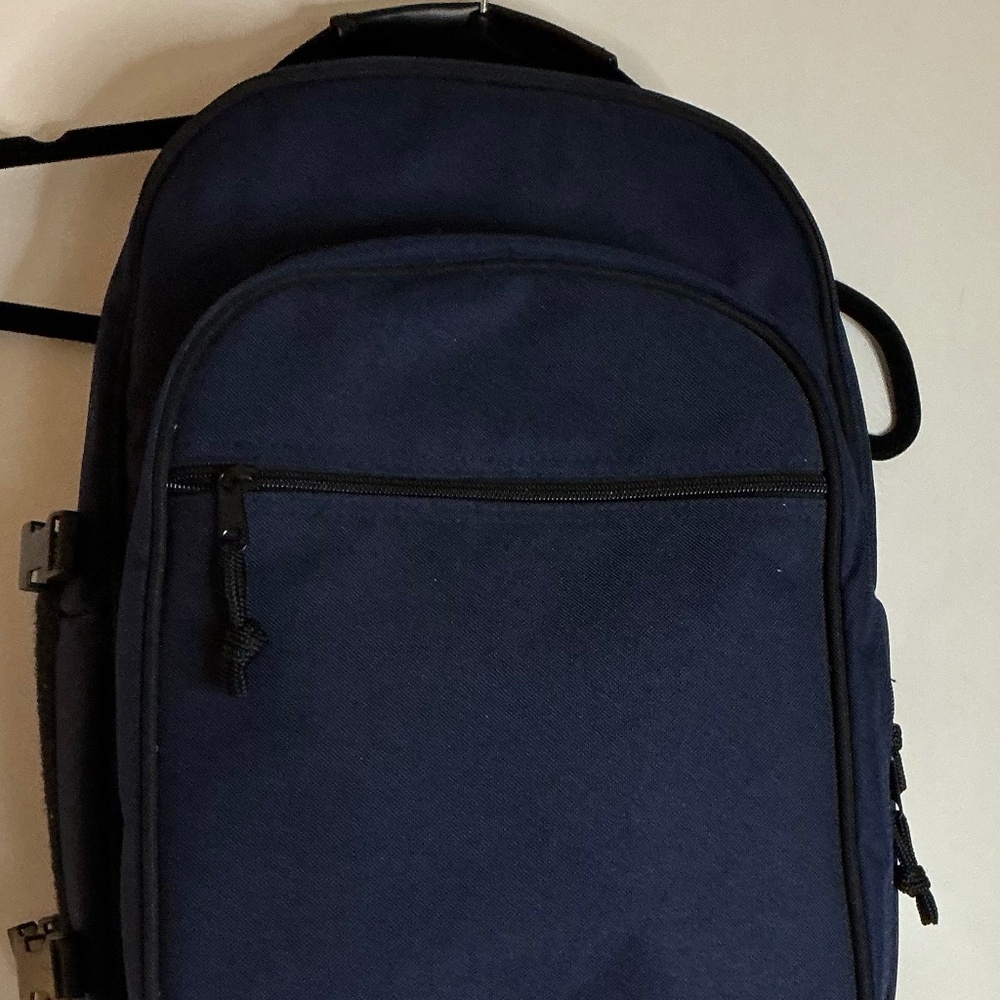 Picnic at Ascot blue navy picnic backpack great for outdoor concerts